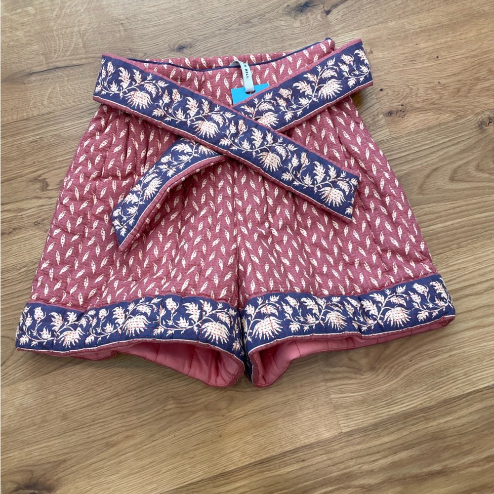 NWT Hunter Bell shorts size 6